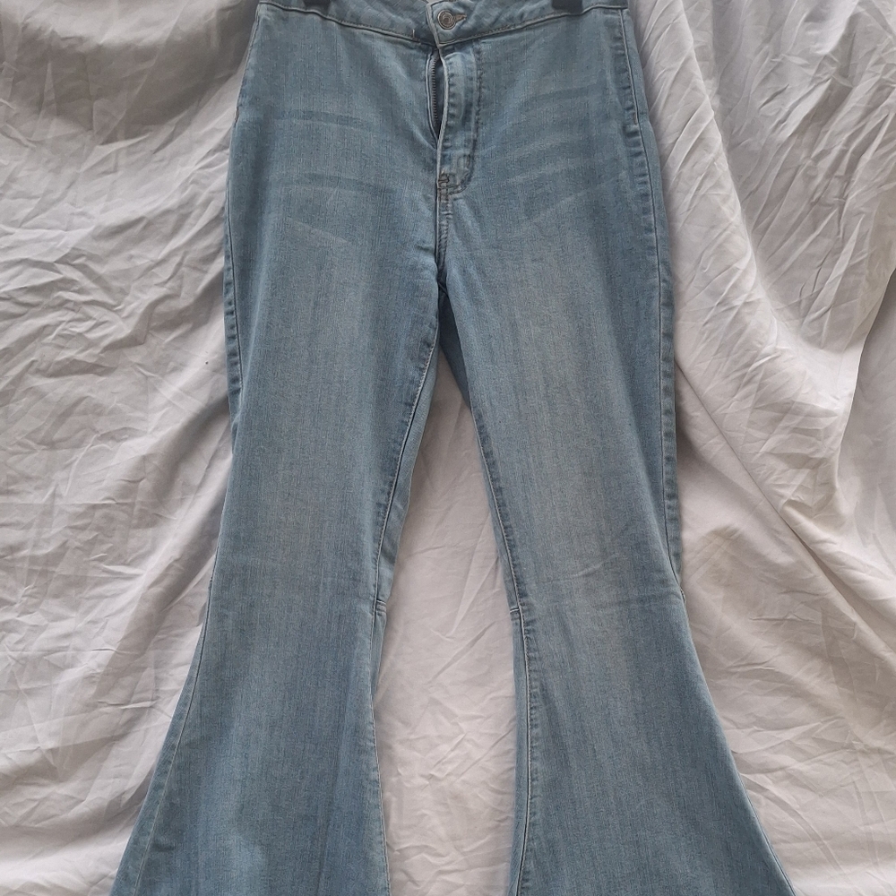 Forever 21 High Wait Flared - Picture 2 of 3